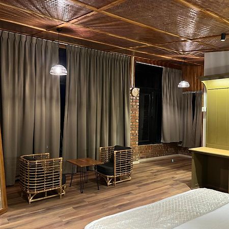 Cave Hill By Ferns Hotel Āīzawl Екстериор снимка